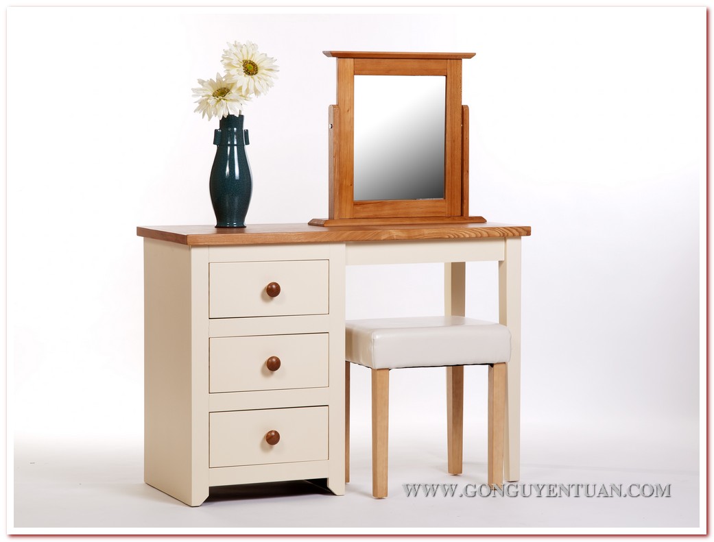 Mẫu bàn phấn cao cấp